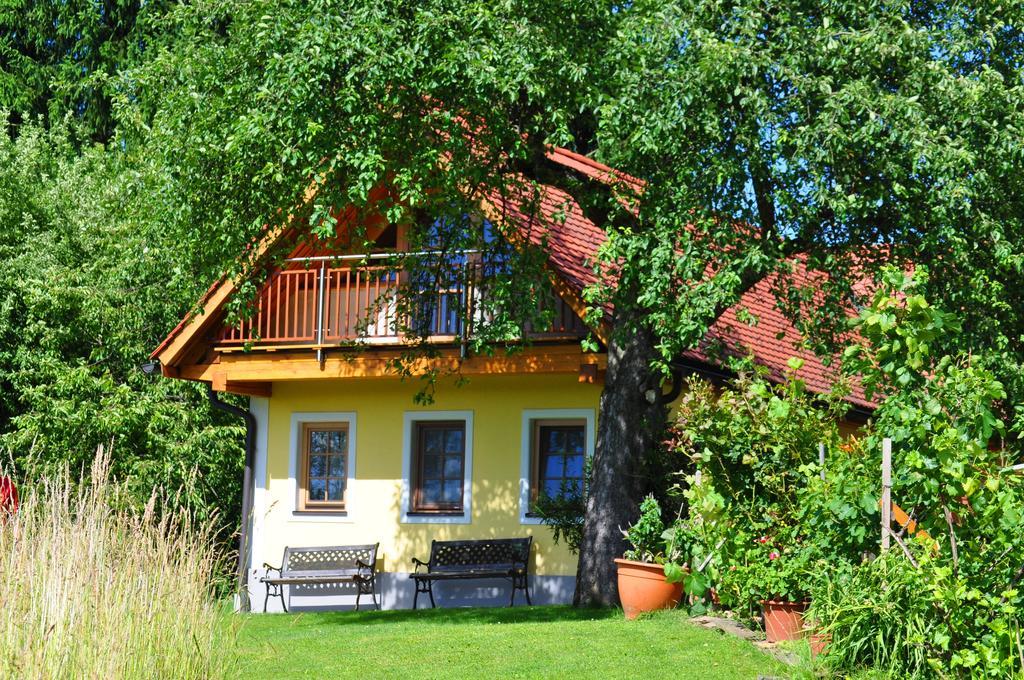 Haus Schoenegger Kitzeck im Sausal Eksteriør bilde